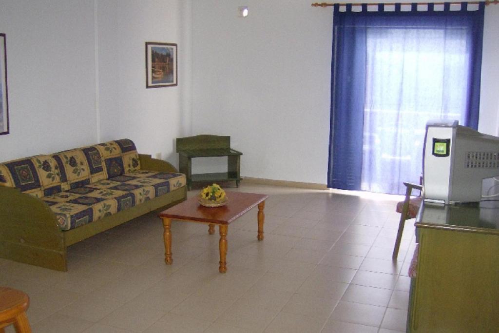 Apartamentos Alondras Park Costa Del Silencio Kamer foto